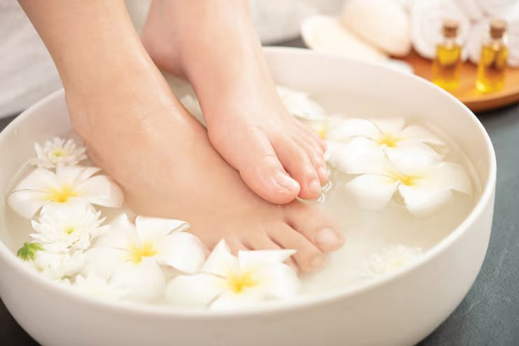 pedicure massage at muy wellness